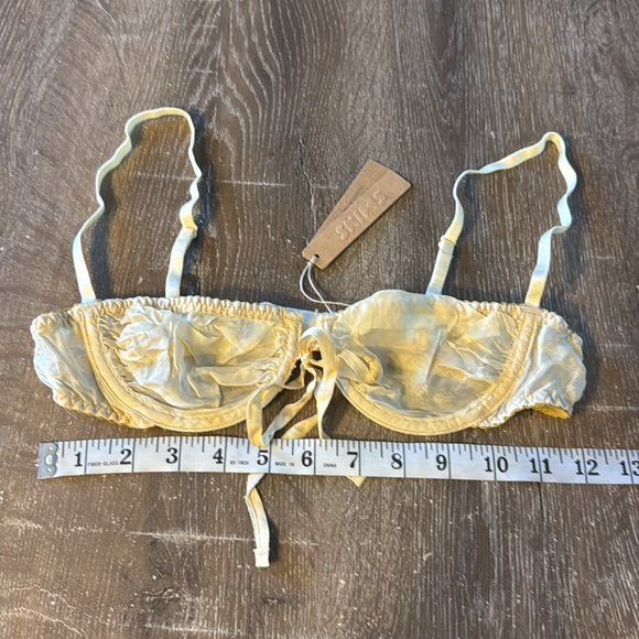 Skims Romance Balconette Bra, Size 34B - Picture 5 of 8